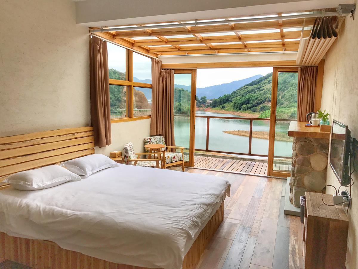 The Lake View Deyishe Resort In Thousand Island Lake Qianwu Εξωτερικό φωτογραφία